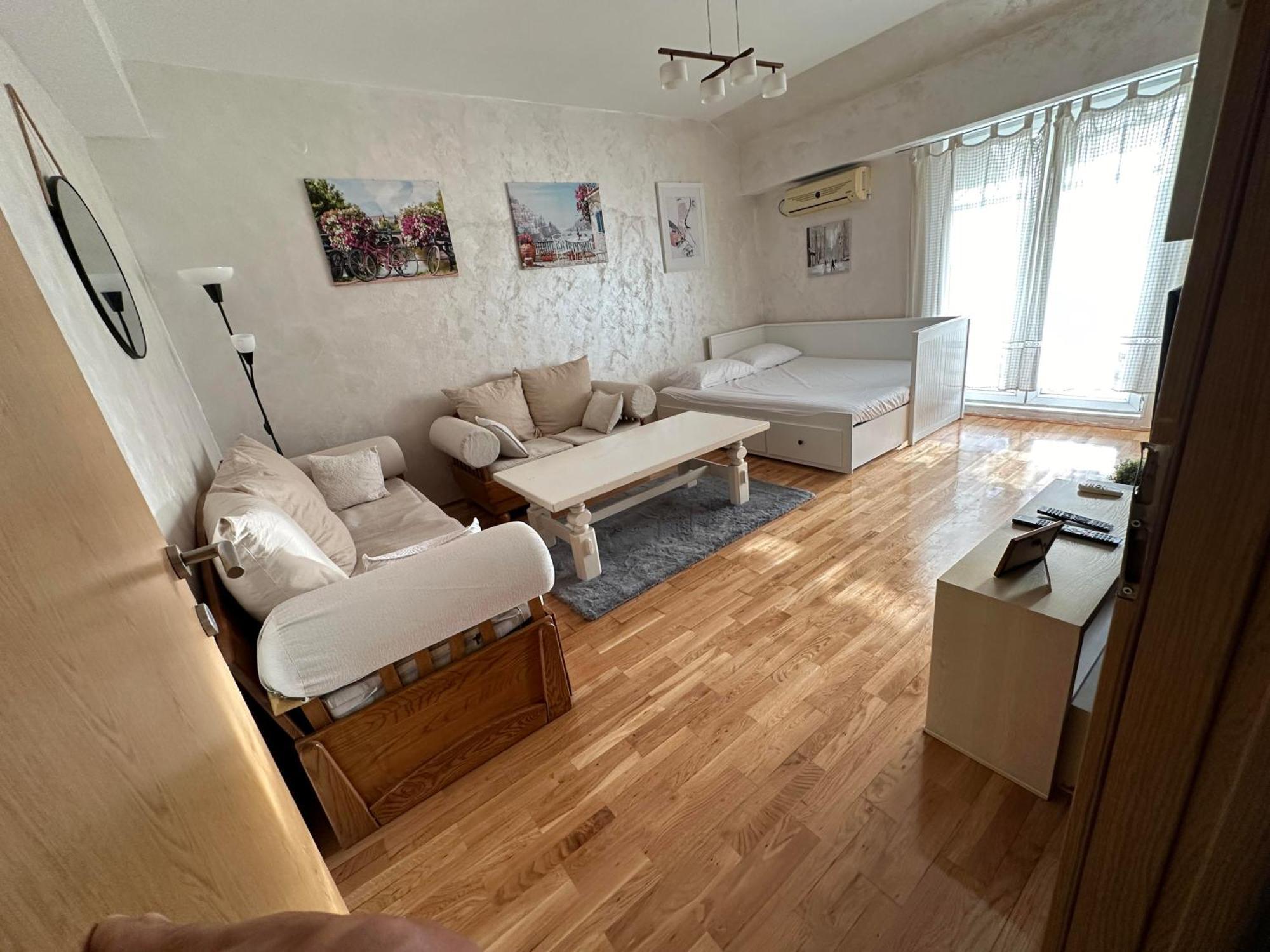 Due Sorelle Podgorica Luaran gambar
